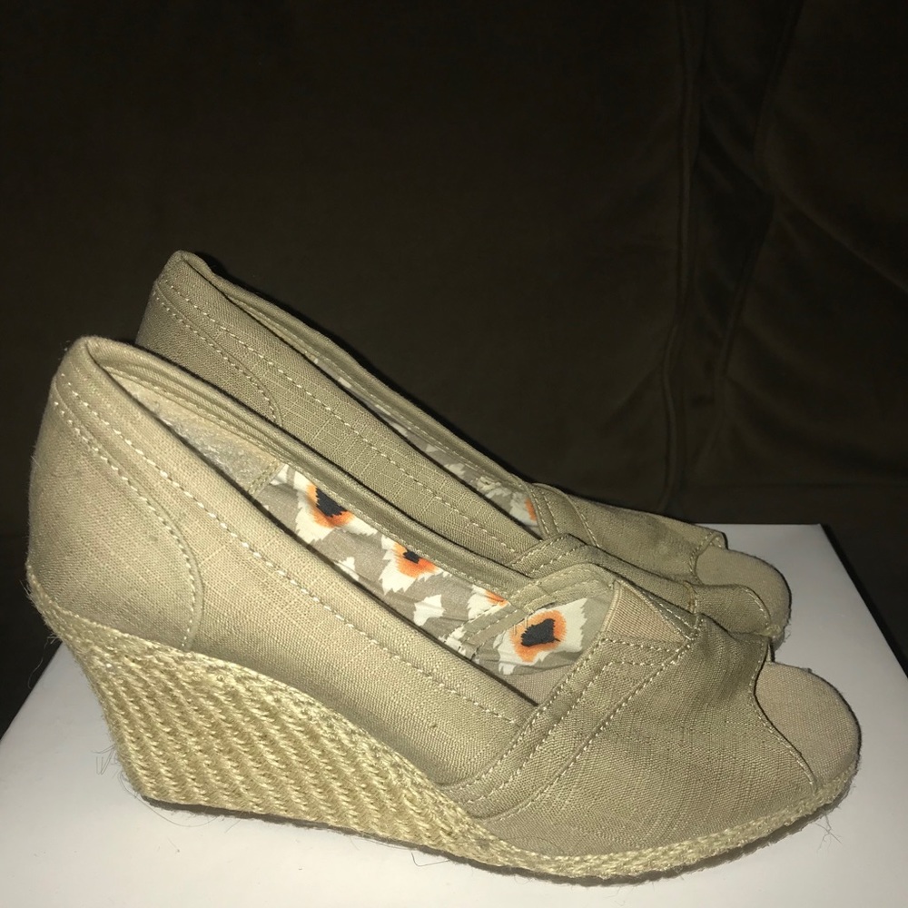 Skechers Wedge Open Toe Sandal